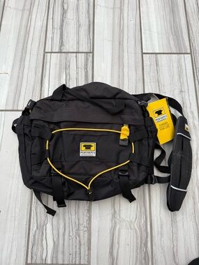 NWT Mountainsmith waist pack